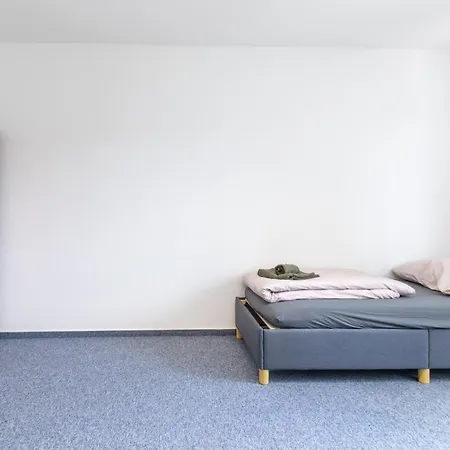 Monteurapartment I 8 Betten I Kueche I Waschmaschine I Balkon