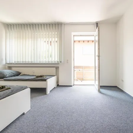 Monteurapartment I 8 Betten I Kueche I Waschmaschine I Balkon Lejlighed Munster (Darmstadt-Dieburg)