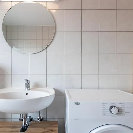 Monteurapartment I 8 Betten I Kueche I Waschmaschine I Balkon Munster (Darmstadt-Dieburg)