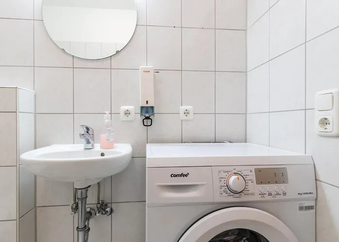 Monteurapartment I 8 Betten I Kueche I Waschmaschine I Balkon * Munster (Darmstadt-Dieburg)