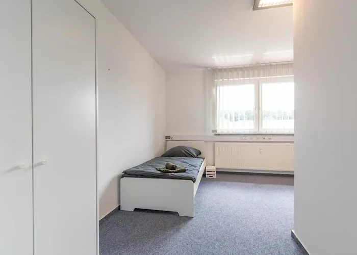 Monteurapartment I 8 Betten I Kueche I Waschmaschine I Balkon * Munster (Darmstadt-Dieburg)