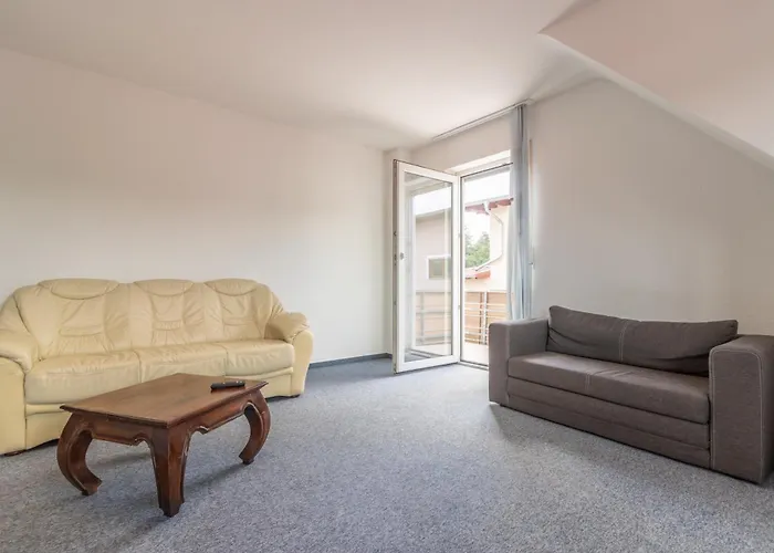 Monteurapartment I 8 Betten I Kueche I Waschmaschine I Balkon *